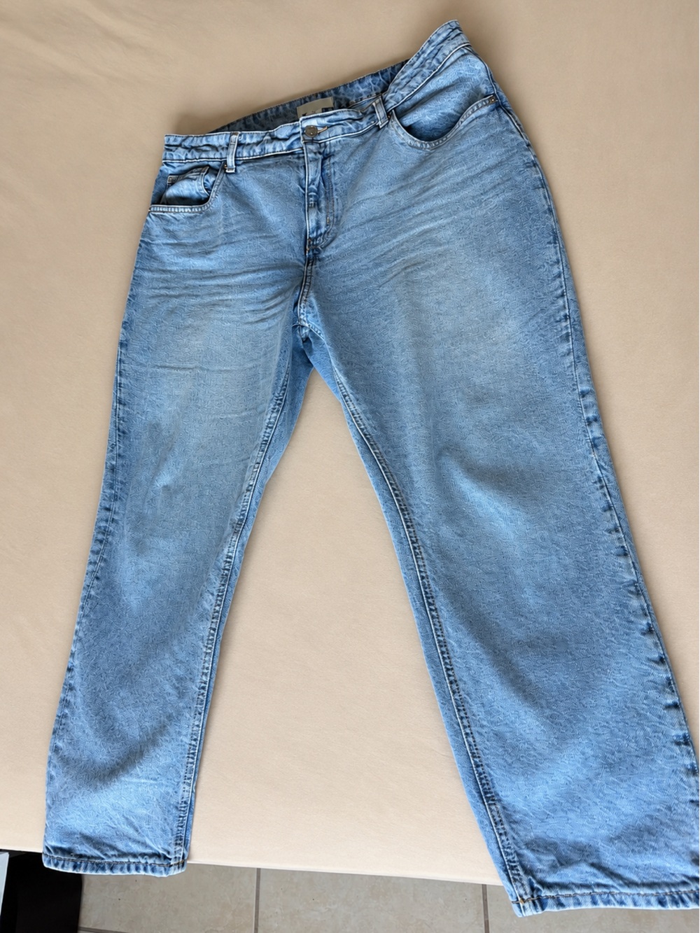 H&M Women’s Light Wash Jeans Size 14